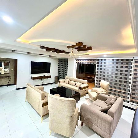 Penthouse 3Bedrooms - Luxury Apartment Hotel Islamabad Ngoại thất bức ảnh